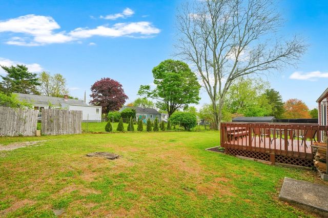 45 Juniper Dr, Springfield, MA 01119