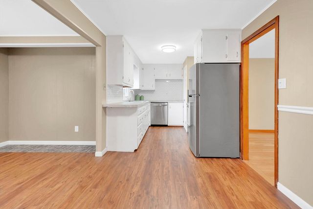 45 Juniper Dr, Springfield, MA 01119