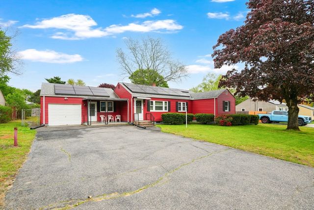 45 Juniper Dr, Springfield, MA 01119