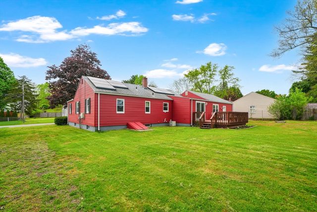 45 Juniper Dr, Springfield, MA 01119