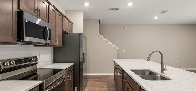 20 SUNSET HAVEN LOOP, St Cloud, FL 34771