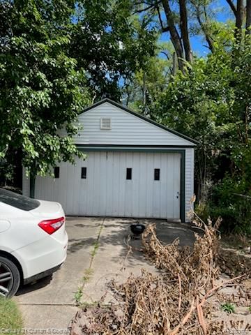 18210 Saint Marys Street, Detroit, MI 48235