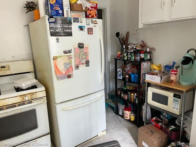 18210 Saint Marys Street, Detroit, MI 48235