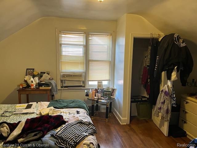 18210 Saint Marys Street, Detroit, MI 48235
