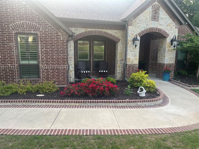 5071 Judy Drive, Midlothian, TX 76065