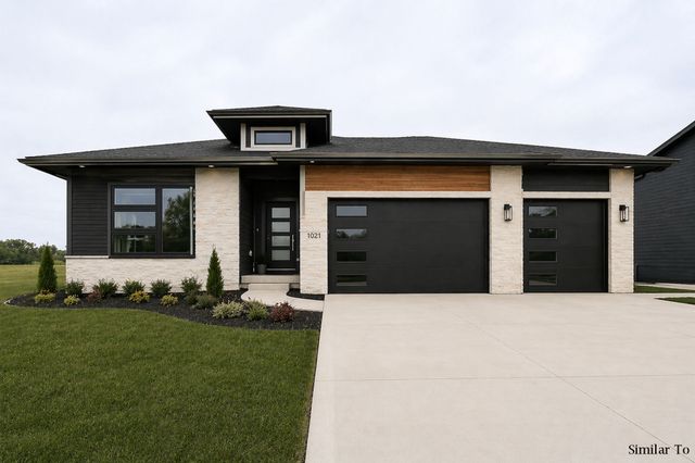 452 NE Monarch Drive, Polk City, IA 50226