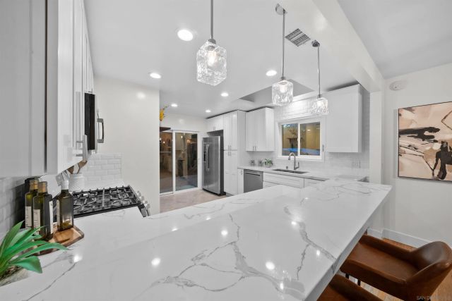 1728 Friedrick Dr, San Diego, CA 92104