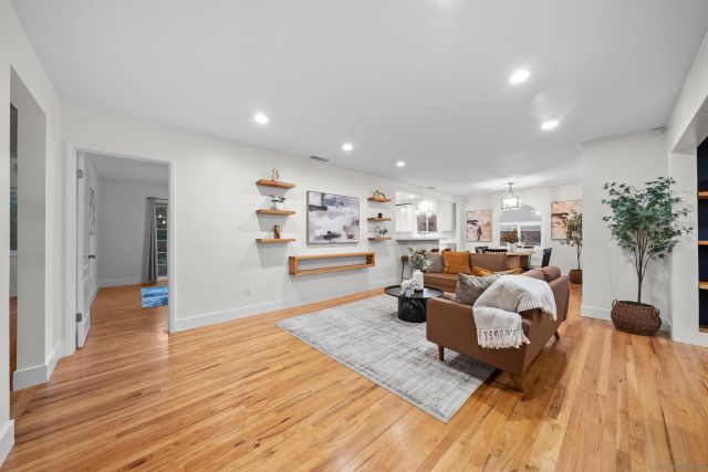 1728 Friedrick Dr, San Diego, CA 92104