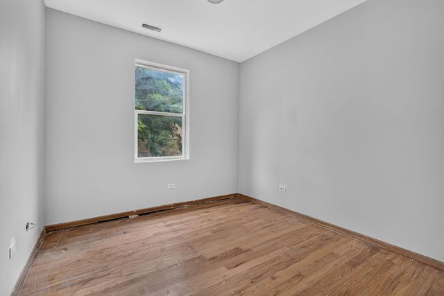 1230 S Lawndale Avenue, Chicago, IL 60623