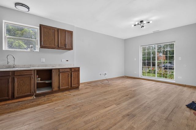 1230 S Lawndale Avenue, Chicago, IL 60623