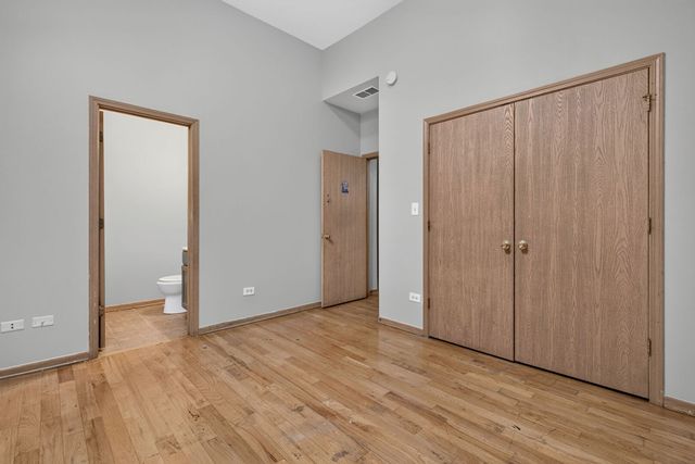 1230 S Lawndale Avenue, Chicago, IL 60623