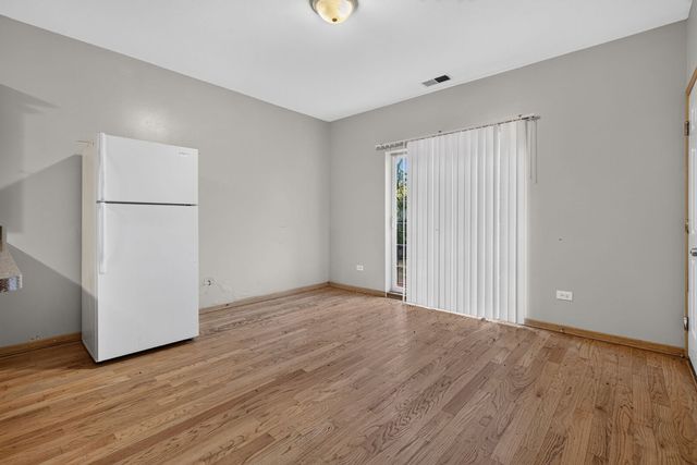 1230 S Lawndale Avenue, Chicago, IL 60623