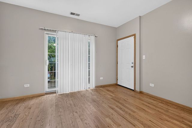 1230 S Lawndale Avenue, Chicago, IL 60623