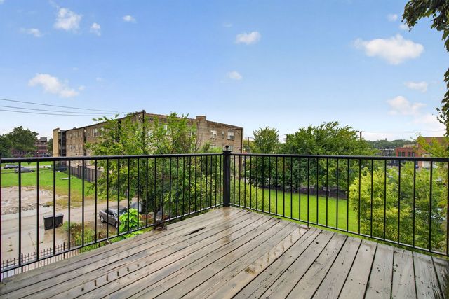 1230 S Lawndale Avenue, Chicago, IL 60623