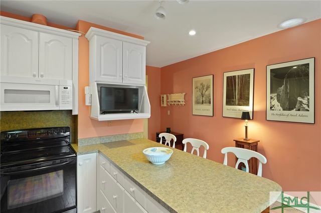 409 E Jones Street, Savannah, GA 31401