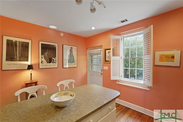 409 E Jones Street, Savannah, GA 31401