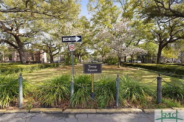 409 E Jones Street, Savannah, GA 31401