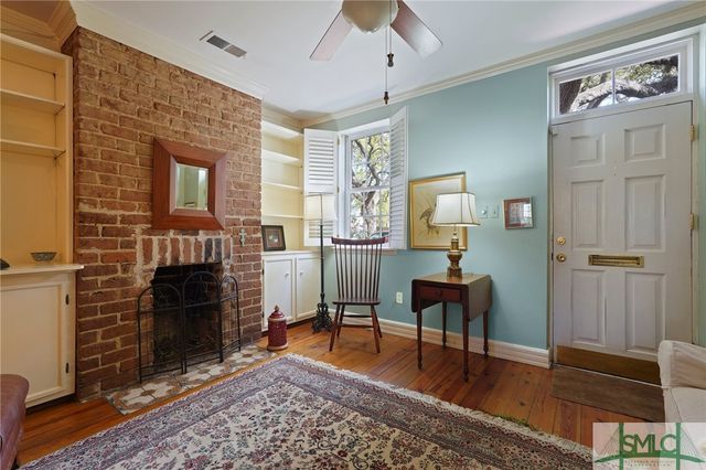 409 E Jones Street, Savannah, GA 31401