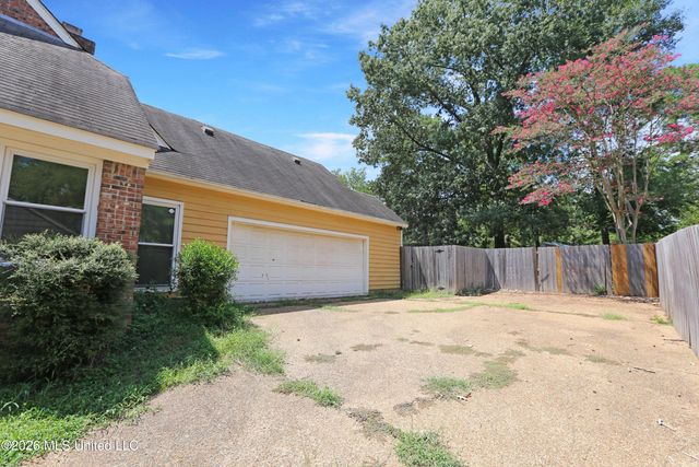 213 Longwood Drive, Clinton, MS 39056