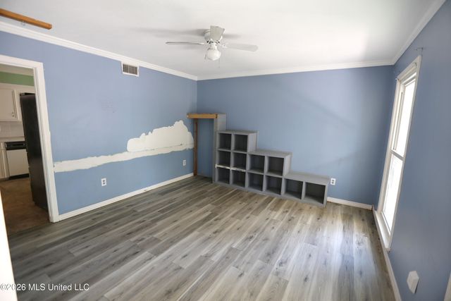 213 Longwood Drive, Clinton, MS 39056