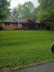 976 Grove Hill Drive, Beavercreek, OH 45434