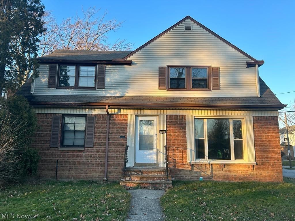 14305 Washington Boulevard, University Heights, OH 44118