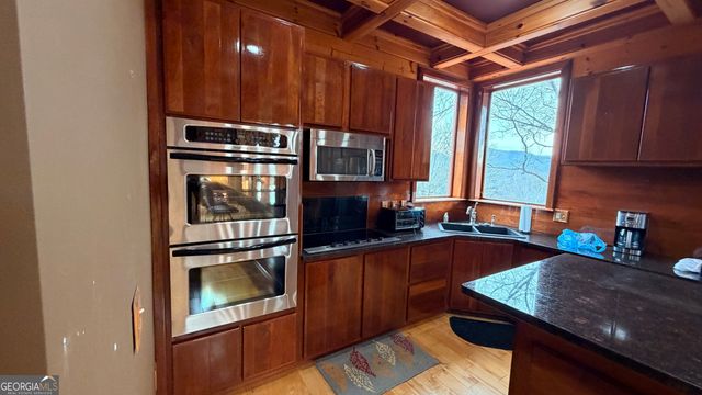 1613 Clark Drive, Hiawassee, GA 30546