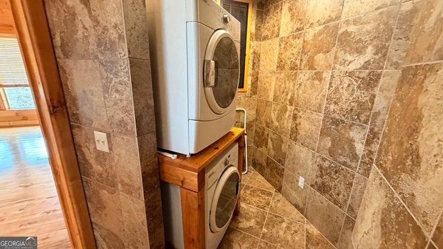 1613 Clark Drive, Hiawassee, GA 30546