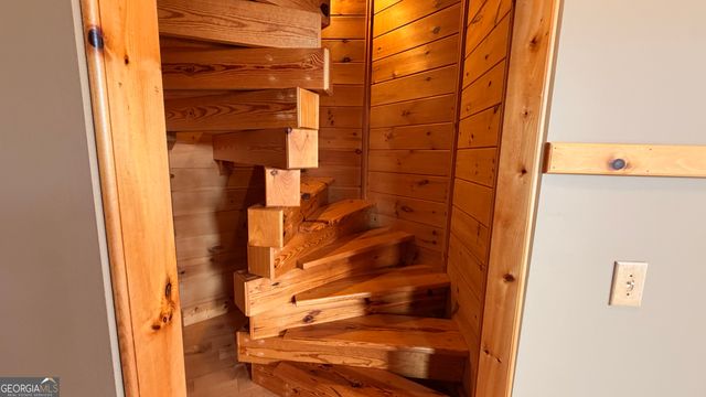 1613 Clark Drive, Hiawassee, GA 30546