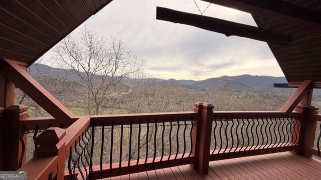 1613 Clark Drive, Hiawassee, GA 30546