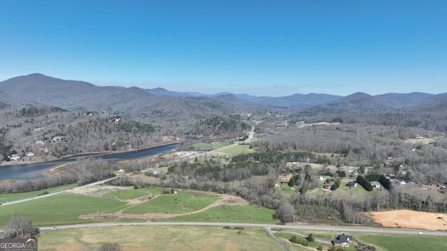 1613 Clark Drive, Hiawassee, GA 30546
