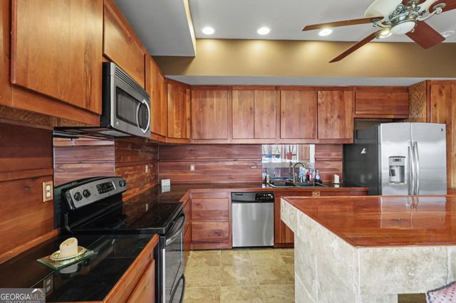 1613 Clark Drive, Hiawassee, GA 30546