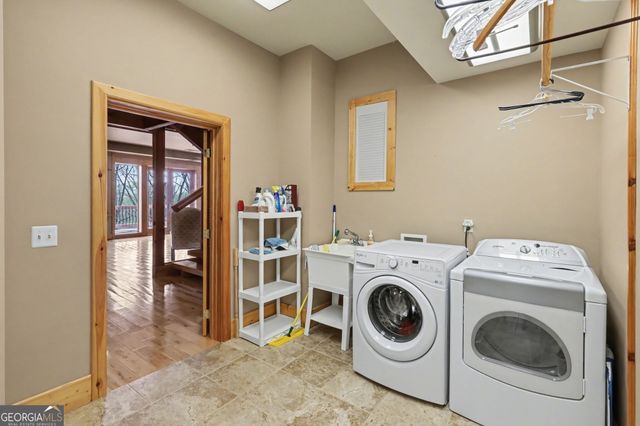 1613 Clark Drive, Hiawassee, GA 30546
