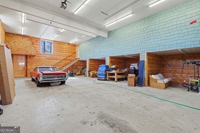 1613 Clark Drive, Hiawassee, GA 30546