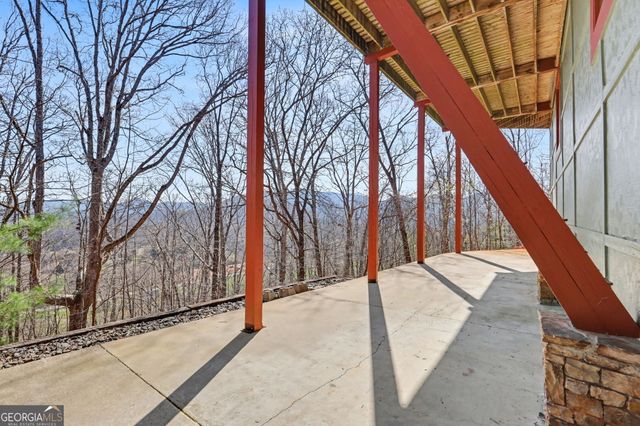 1613 Clark Drive, Hiawassee, GA 30546