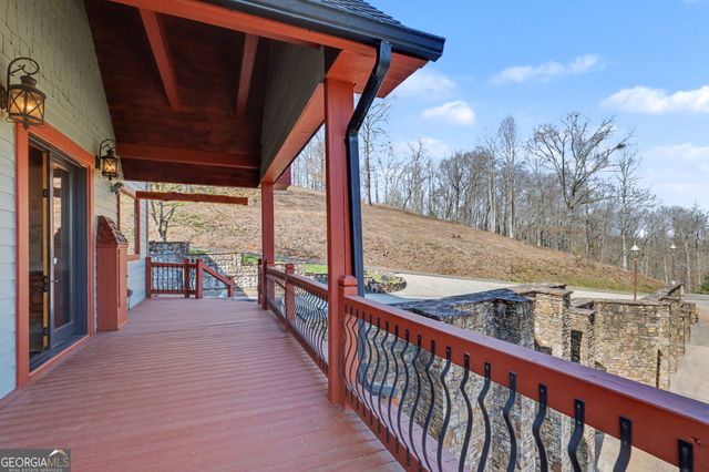 1613 Clark Drive, Hiawassee, GA 30546