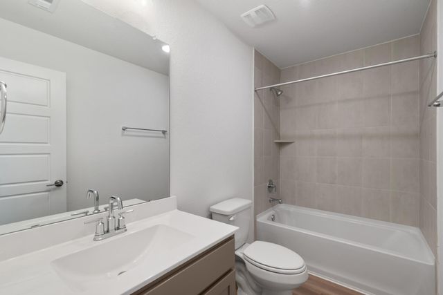 16952 Jim Sharp Drive, Montgomery, TX 77316