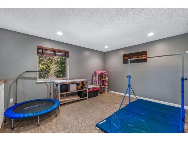 6733 Coors St, Arvada, CO 80004