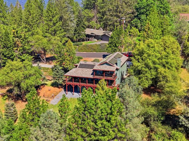 1742 Cherokee Ct, Cool, CA 95614