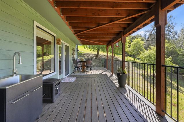 1742 Cherokee Ct, Cool, CA 95614