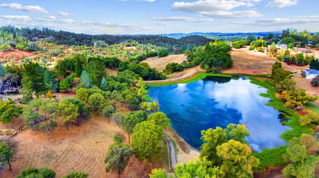 1742 Cherokee Ct, Cool, CA 95614