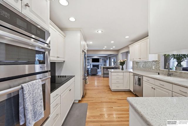 1875 S 131st Avenue, Omaha, NE 68144