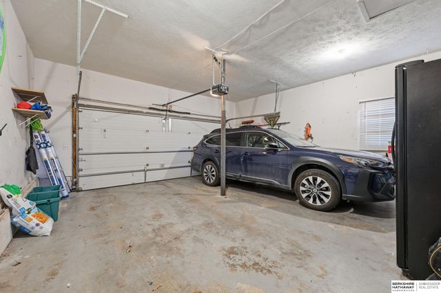 1875 S 131st Avenue, Omaha, NE 68144