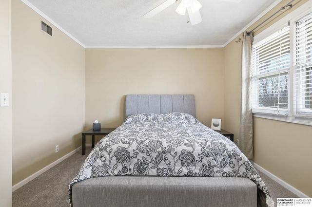 1875 S 131st Avenue, Omaha, NE 68144