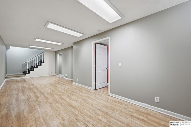 1875 S 131st Avenue, Omaha, NE 68144