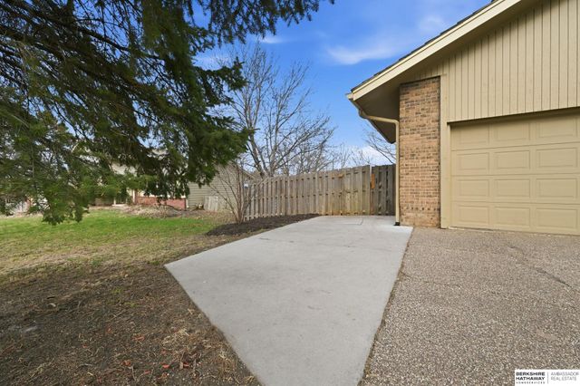 1875 S 131st Avenue, Omaha, NE 68144