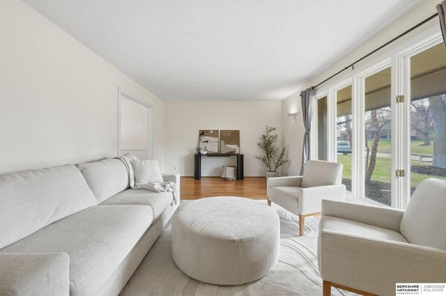 1875 S 131st Avenue, Omaha, NE 68144