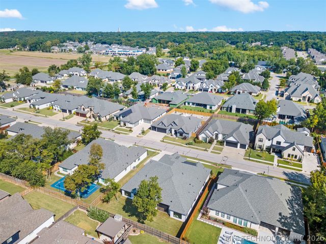 6678 E 123rd Place S, Bixby, OK 74008
