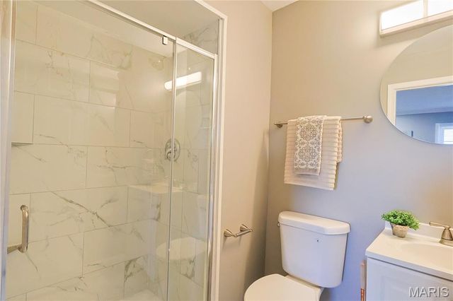 563 Apex Drive, Crestwood, MO 63126