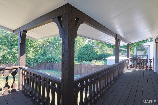 563 Apex Drive, Crestwood, MO 63126
